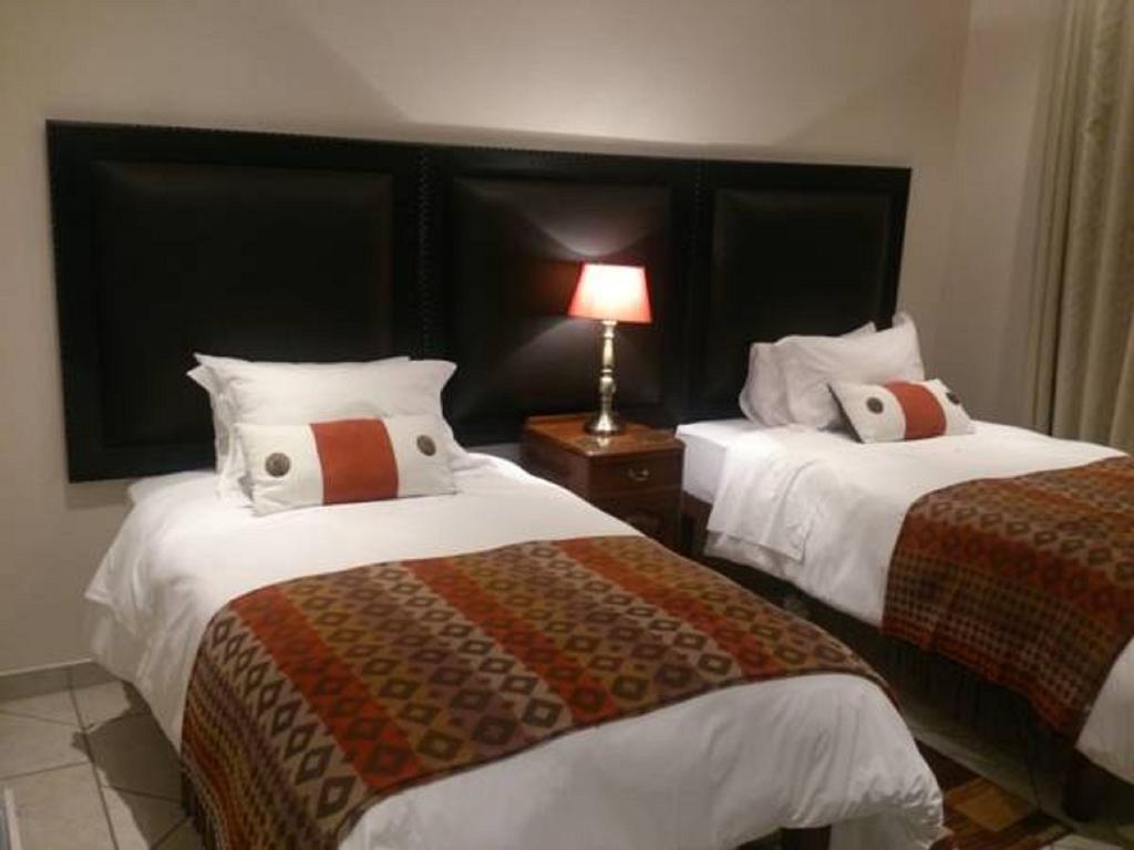 Magaliqua Guest House Noordheuwel Luaran gambar