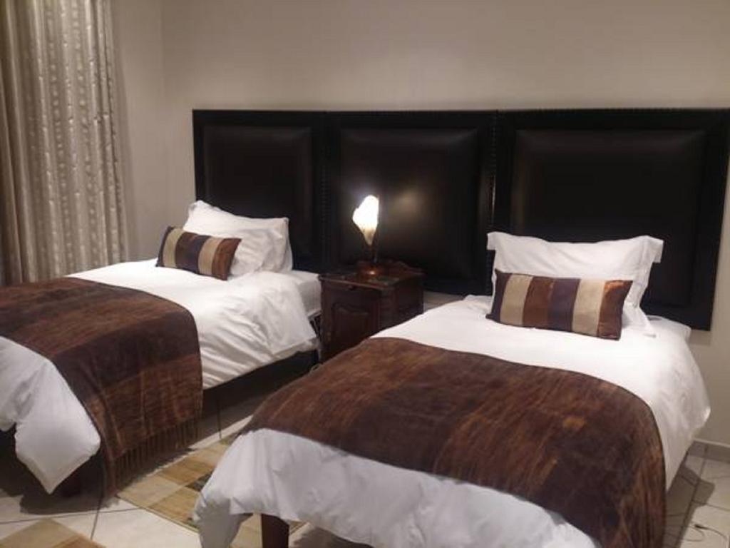 Magaliqua Guest House Noordheuwel Luaran gambar
