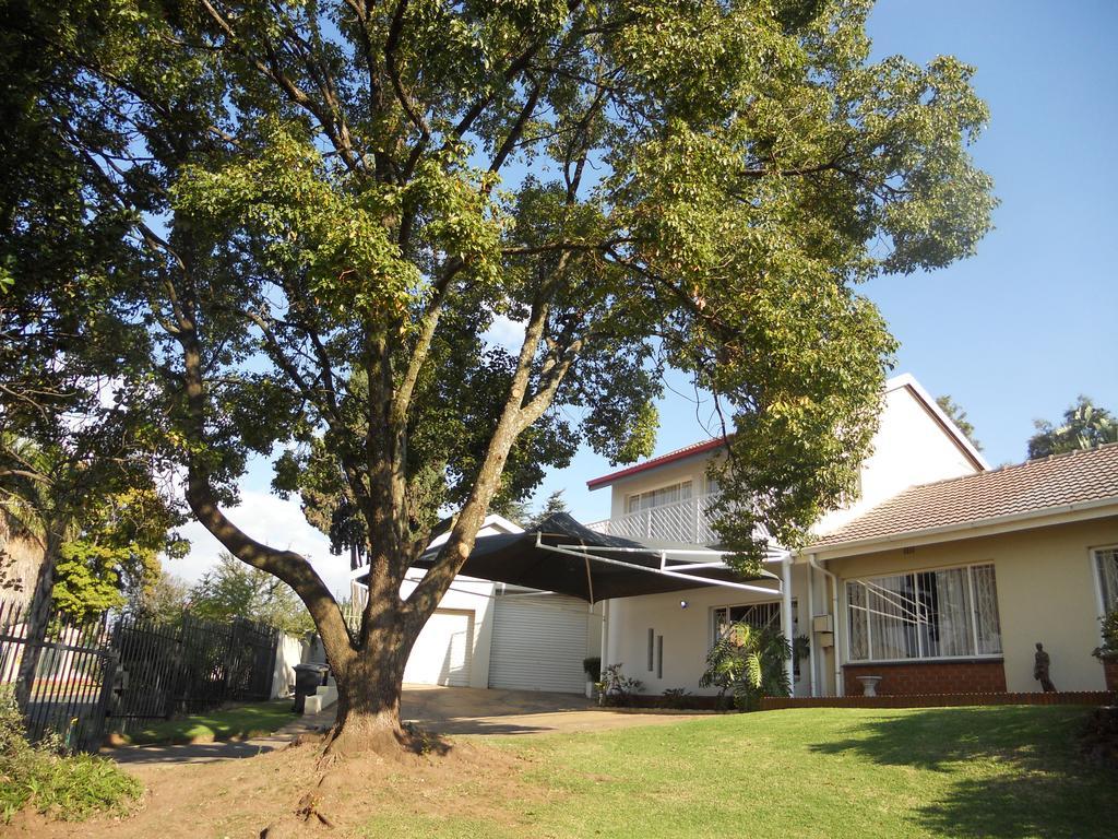 Magaliqua Guest House Noordheuwel Luaran gambar