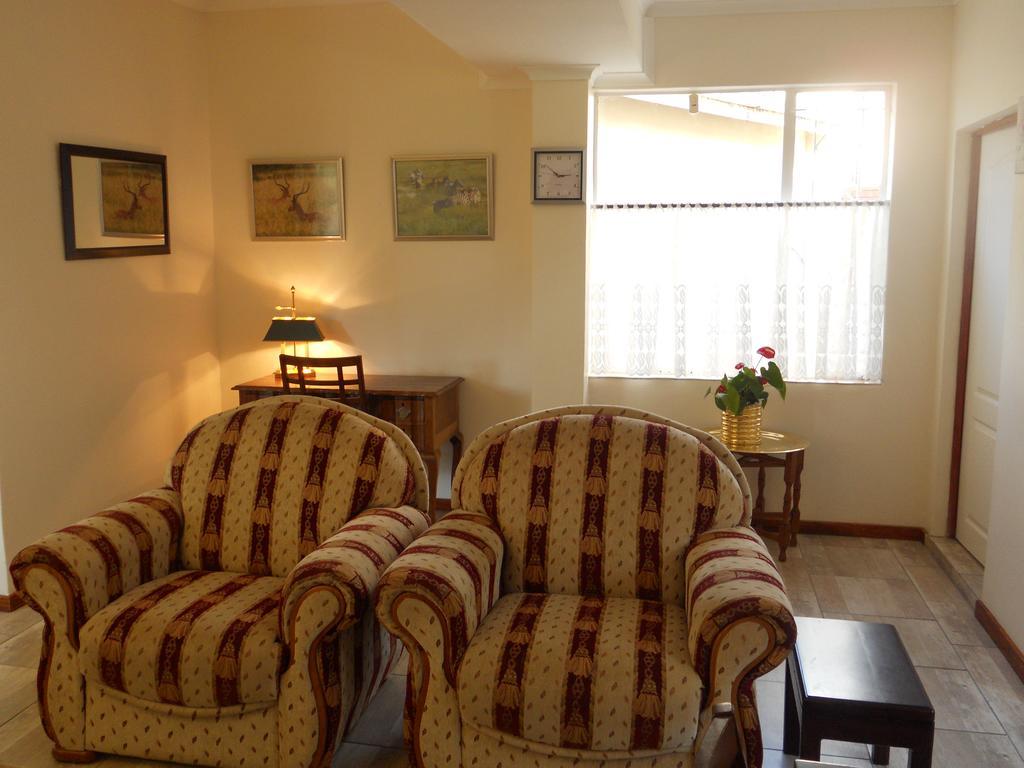 Magaliqua Guest House Noordheuwel Luaran gambar