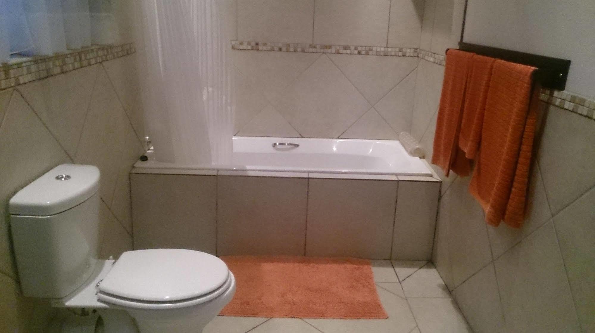 Magaliqua Guest House Noordheuwel Luaran gambar