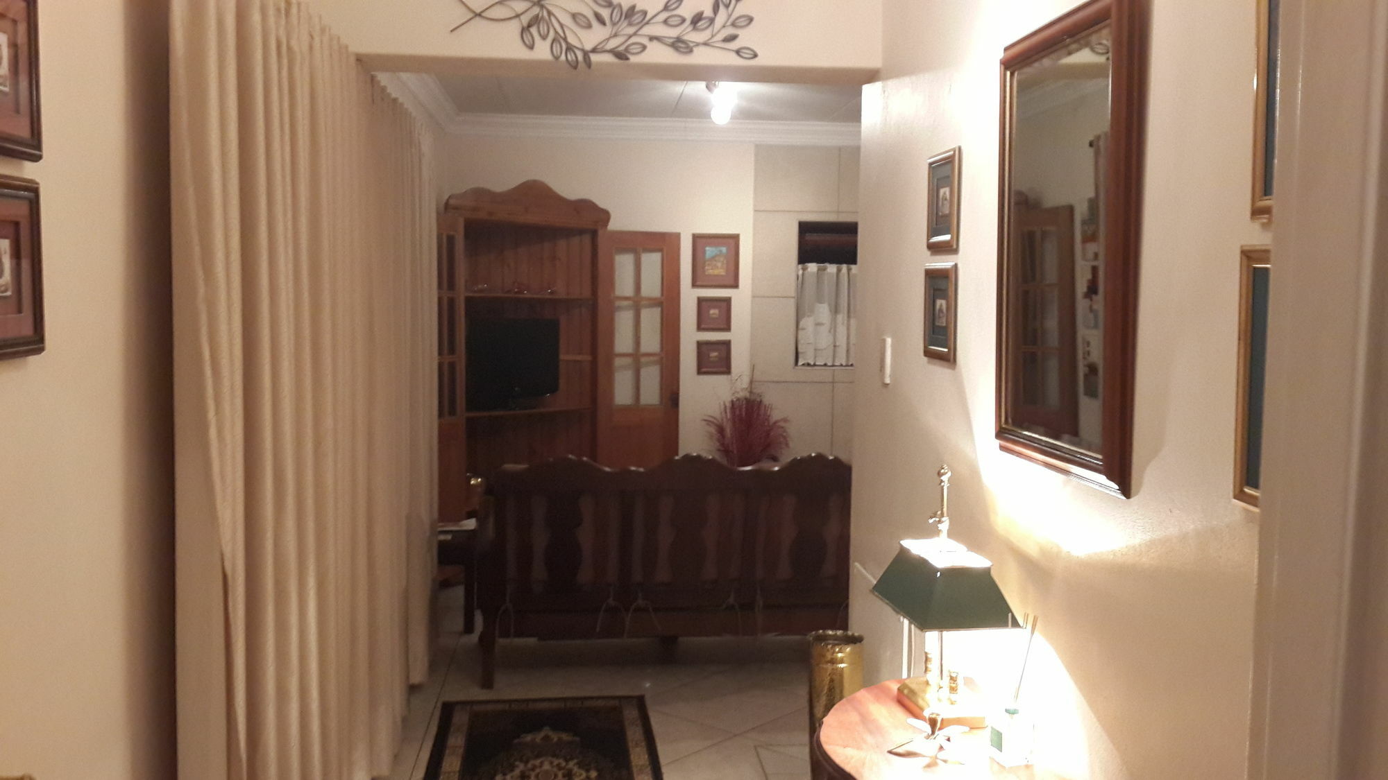 Magaliqua Guest House Noordheuwel Luaran gambar